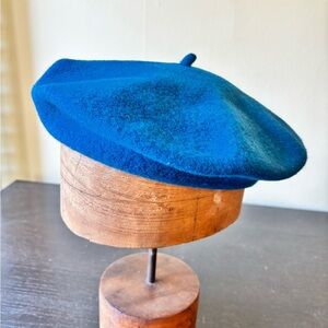 Kopka NWT cerulean blue beret tam wool cap